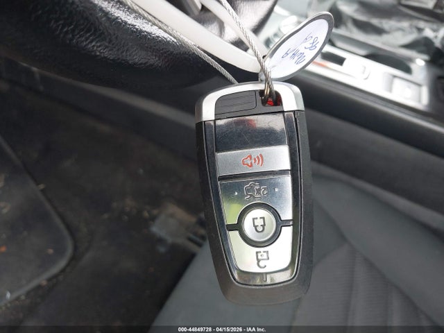 Продажа на аукционе авто 2019 Ford Fusion Hybrid Se, vin: 3FA6P0LU2KR139804, номер лота: 44849728