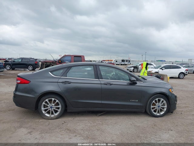 Продажа на аукционе авто 2019 Ford Fusion Hybrid Se, vin: 3FA6P0LU2KR139804, номер лота: 44849728