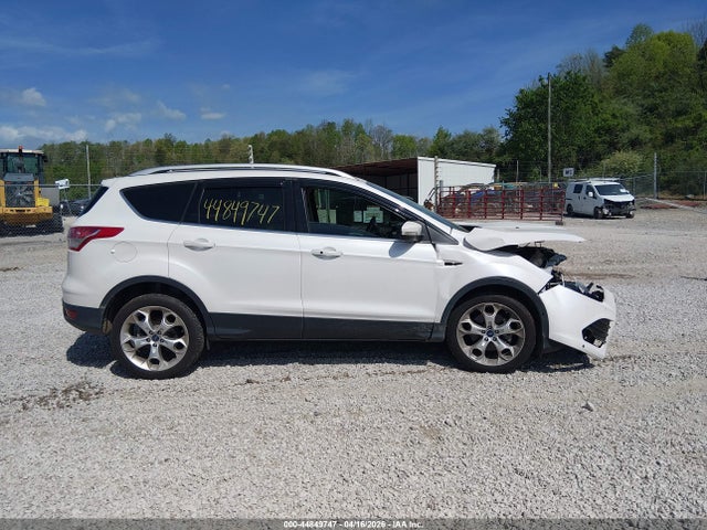 44849747 :رقم المزاد ، 1FMCU9J90GUB93963 vin ، 2016 Ford Escape Titanium مزاد بيع