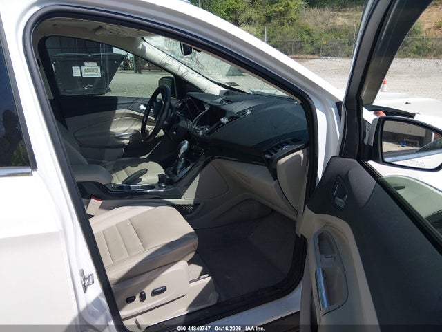 44849747 :رقم المزاد ، 1FMCU9J90GUB93963 vin ، 2016 Ford Escape Titanium مزاد بيع