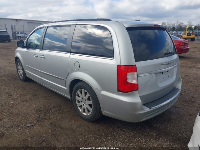 2011 CHRYSLER TOWN & COUNTRY 2A4RR8DG6BR682131 Photo 2