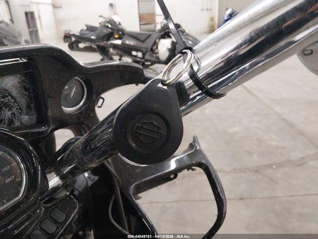 1HD1KTP10MB665665 Harley-Davidson FLTRXS