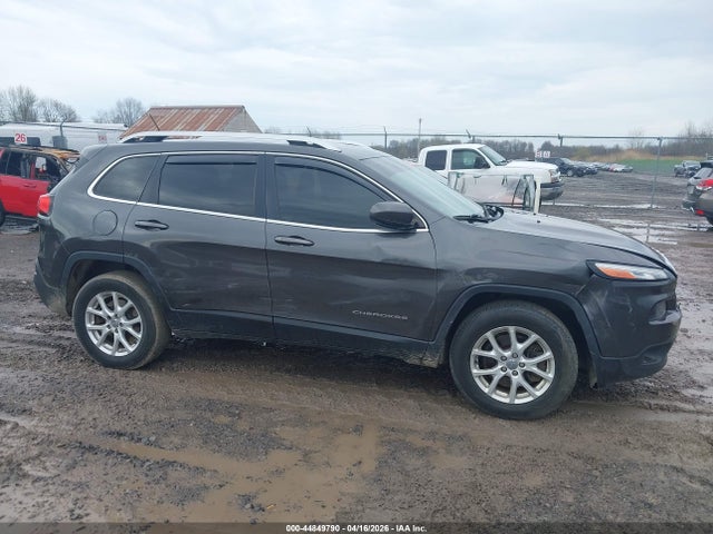 2015 Jeep Cherokee Latitude მანქანა იყიდება აუქციონზე, vin: 1C4PJMCSXFW521488, აუქციონის ნომერი: 44849790