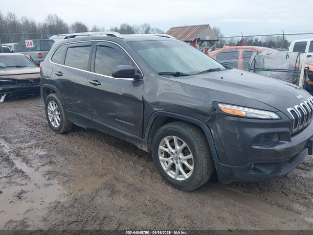 2015 Jeep Cherokee Latitude მანქანა იყიდება აუქციონზე, vin: 1C4PJMCSXFW521488, აუქციონის ნომერი: 44849790