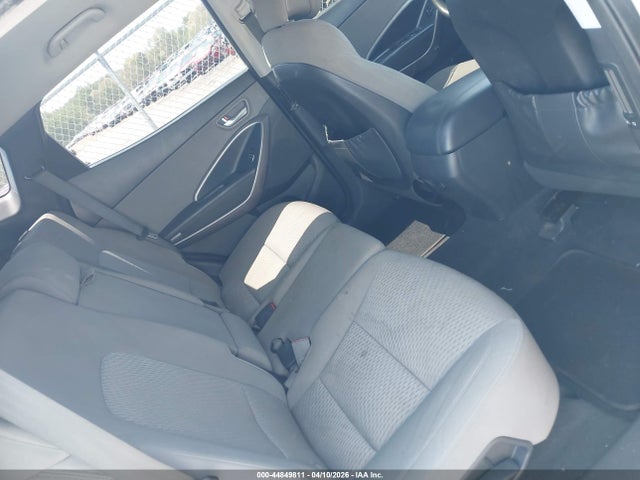 44849811 :رقم المزاد ، 5XYZTDLB0FG281898 vin ، 2015 Hyundai Santa Fe Sport 2.4l مزاد بيع