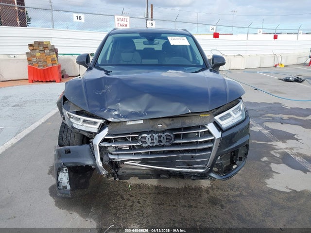 WA1BNAFY0K2094847 Audi Q5 45 Premium