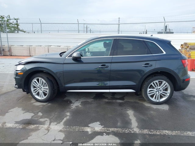 WA1BNAFY0K2094847 Audi Q5 45 Premium
