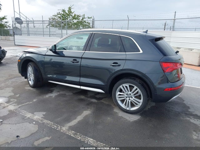 WA1BNAFY0K2094847 Audi Q5 45 Premium