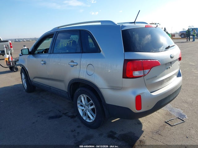 Продажа на аукционе авто 2015 Kia Sorento Lx, vin: 5XYKTDA68FG636646, номер лота: 44849844
