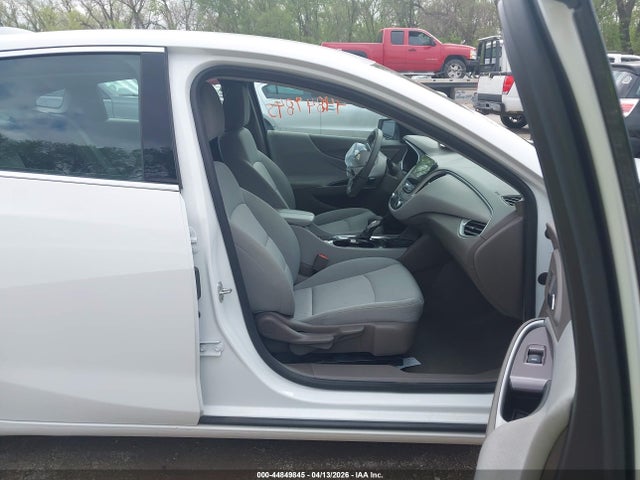 2024 CHEVROLET MALIBU 1G1ZD5ST8RF131194 Photo 4