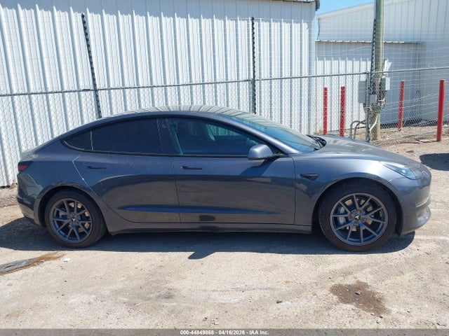 Tesla Model 3 Standard Range Plus Rear-wheel Drive 2021 5YJ3E1EA6MF994702 Image 13