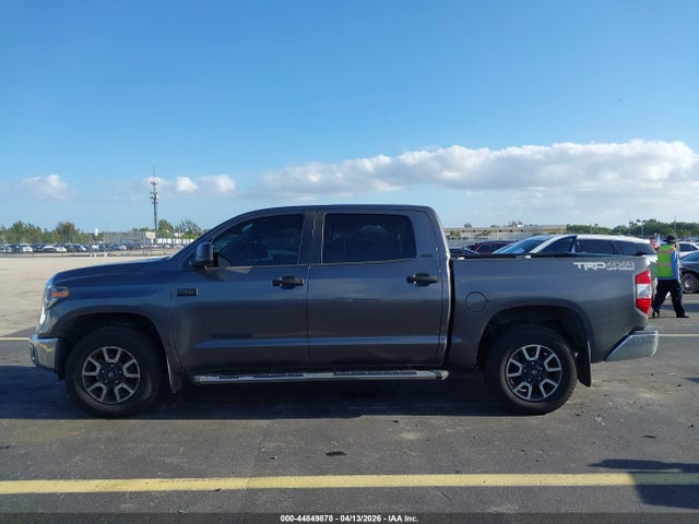 Продаж на аукціоні авто 2019 Toyota Tundra Sr5 5.7l V8, vin: 5TFDW5F19KX834422, номер лоту: 44849878