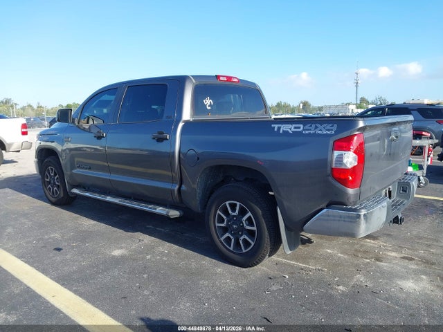 Продаж на аукціоні авто 2019 Toyota Tundra Sr5 5.7l V8, vin: 5TFDW5F19KX834422, номер лоту: 44849878