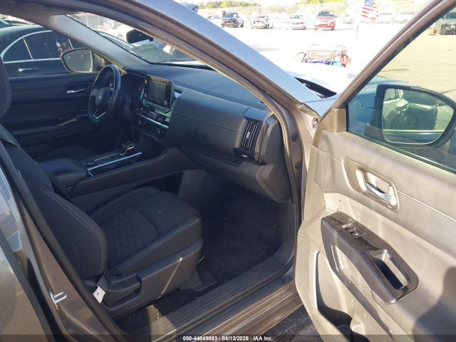 2022 Nissan Pathfinder Sv 4wd მანქანა იყიდება აუქციონზე, vin: 5N1DR3BD3NC252397, აუქციონის ნომერი: 44849893