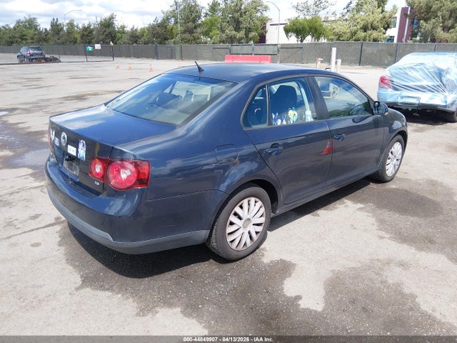 Продаж на аукціоні авто 2010 Volkswagen Jetta S, vin: 3VWJZ7AJ2AM038092, номер лоту: 44849907