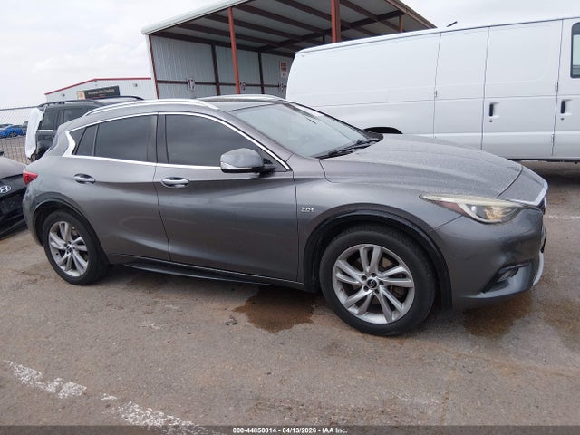 44850014 :رقم المزاد ، SJKCH5CPXHA027740 vin ، 2017 Infiniti Qx30 Premium مزاد بيع