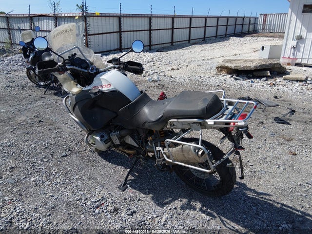 44850016 :رقم المزاد ، WB10397066ZP60307 vin ، 2006 Bmw R1200 Gs Adventure مزاد بيع