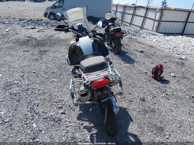 44850016 :رقم المزاد ، WB10397066ZP60307 vin ، 2006 Bmw R1200 Gs Adventure مزاد بيع