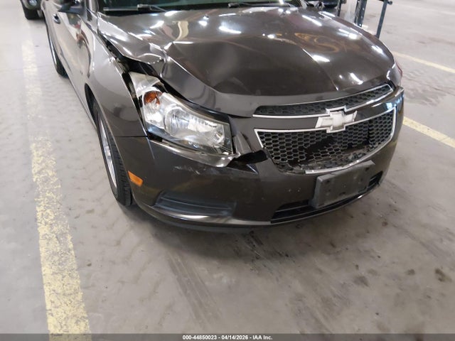 1G1PC5SB0E7285906 Chevrolet Cruze 1lt Auto