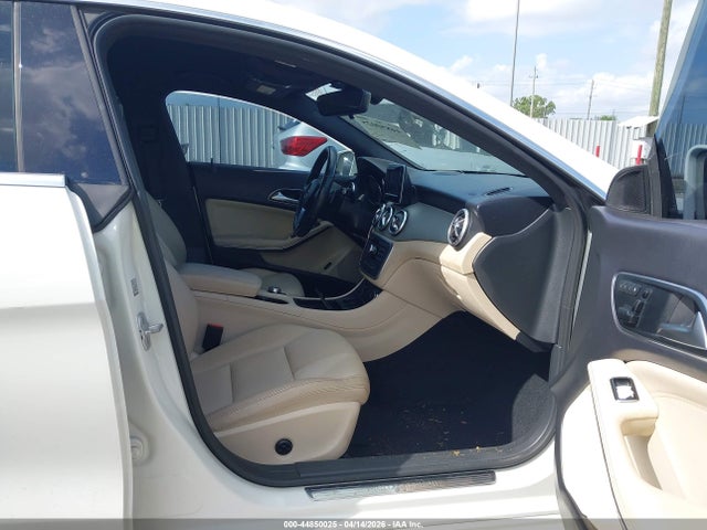 44850025 :رقم المزاد ، WDDSJ4GB0EN107067 vin ، 2014 Mercedes-benz Cla 250 4matic مزاد بيع