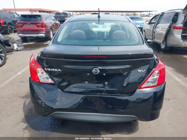 3N1CN7AP8JL843521 Nissan Versa 1.6 Sv