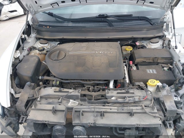 Продажа на аукционе авто 2016 Jeep Cherokee 75th Anniversary, vin: 1C4PJLCS0GW354859, номер лота: 44850041