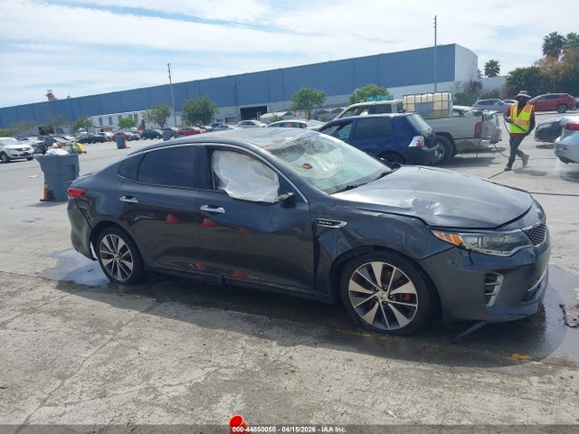 5XXGW4L21GG014001 KIA Optima Sx Turbo