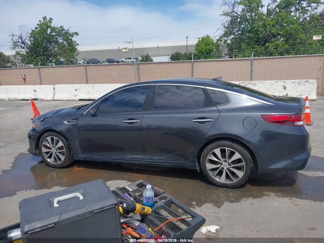 5XXGW4L21GG014001 KIA Optima Sx Turbo