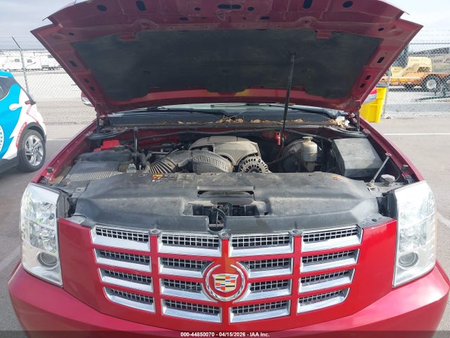 44850070 :رقم المزاد ، 1GYS4BEF1CR291396 vin ، 2012 Cadillac Escalade Luxury مزاد بيع