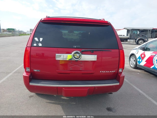 44850070 :رقم المزاد ، 1GYS4BEF1CR291396 vin ، 2012 Cadillac Escalade Luxury مزاد بيع