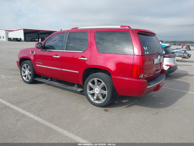 44850070 :رقم المزاد ، 1GYS4BEF1CR291396 vin ، 2012 Cadillac Escalade Luxury مزاد بيع