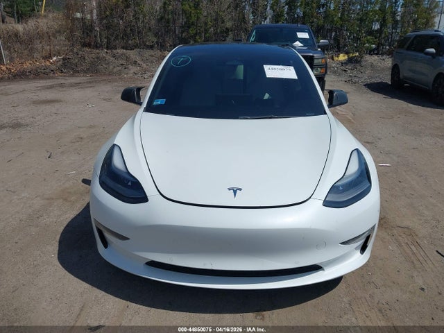 Продажа на аукционе авто 2022 Tesla Model 3 Long Range Dual Motor All-wheel Drive, vin: 5YJ3E1EB6NF164215, номер лота: 44850075