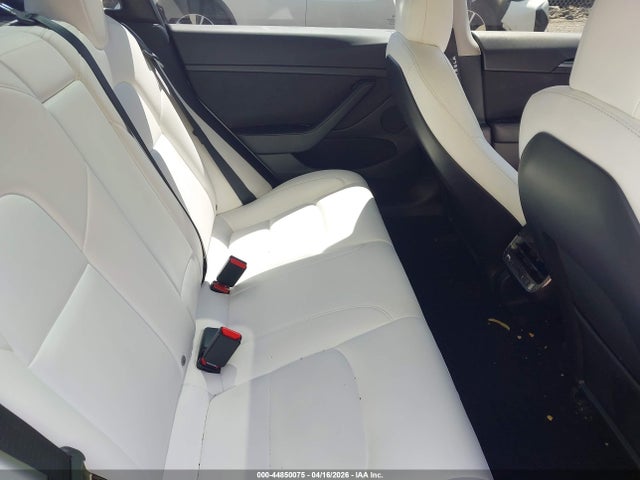 Продажа на аукционе авто 2022 Tesla Model 3 Long Range Dual Motor All-wheel Drive, vin: 5YJ3E1EB6NF164215, номер лота: 44850075