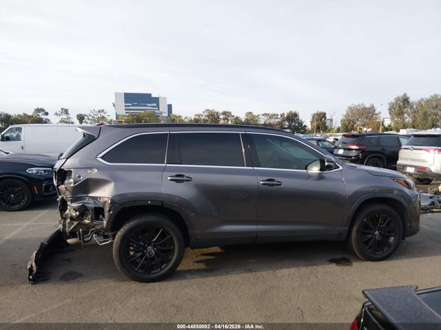 5TDKZRFH9KS351344 Toyota Highlander Se
