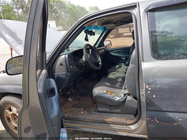 Продажа на аукционе авто 2000 Chevrolet Silverado 1500, vin: 2GCEC19W8Y1208721, номер лота: 44850084
