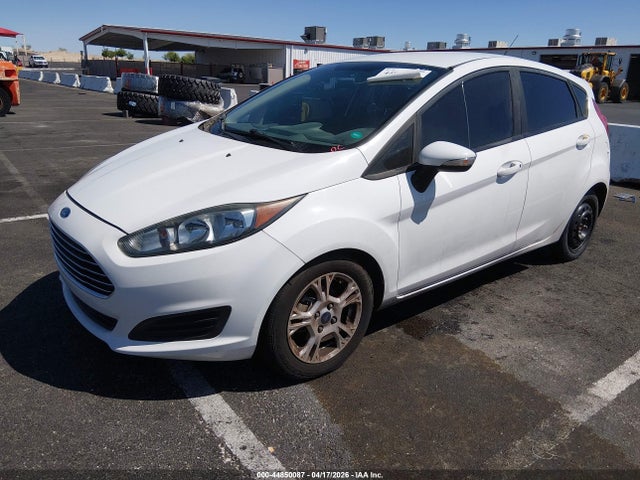 Ford FIESTA SE 2015 3FADP4EJ1FM214299 Image 2