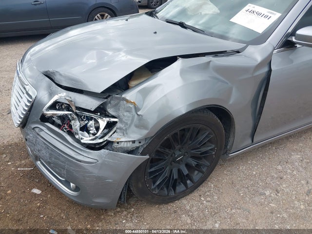 2014 Chrysler 300 მანქანა იყიდება აუქციონზე, vin: 2C3CCAAG1EH327164, აუქციონის ნომერი: 44850101