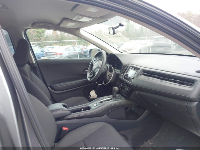 2022 HONDA HR-V 3CZRU6H3XNM723978 Photo 4