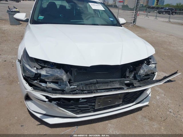 Продаж на аукціоні авто 2023 Hyundai Elantra Sel, vin: 5NPLM4AG8PH105404, номер лоту: 44850115