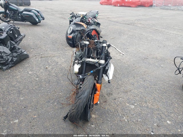 Yamaha YZFR6 2020 JYARJ28E5LA006855 Image 5