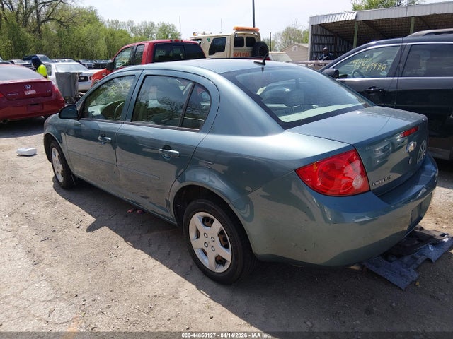 2010 CHEVROLET COBALT 1G1AD5F55A7121116 Photo 2