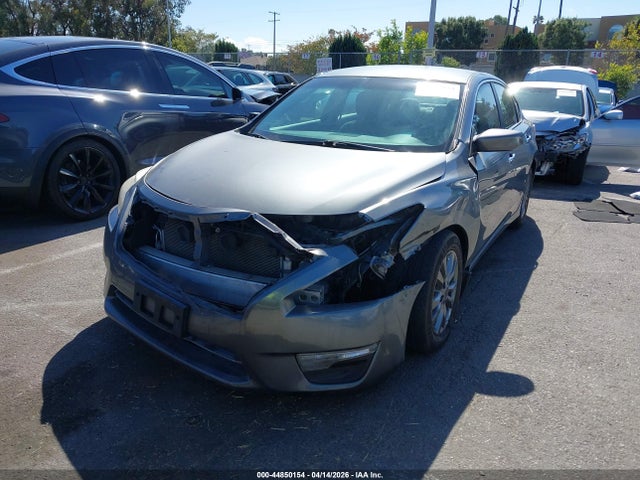 Nissan Altima 2.5 S 2015 1N4AL3AP7FC576142 Image 2