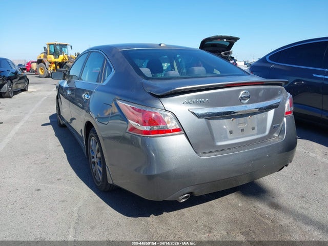 Nissan Altima 2.5 S 2015 1N4AL3AP7FC576142 Image 3