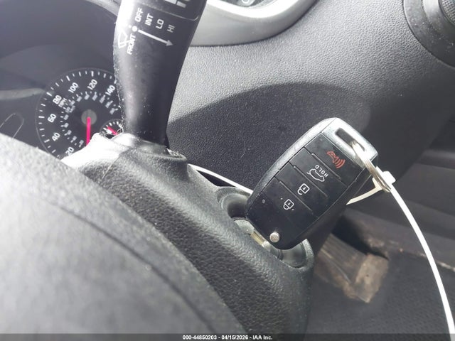 44850203 :رقم المزاد ، 5XYPGDA31JG400154 vin ، 2018 Kia Sorento 2.4l Lx مزاد بيع