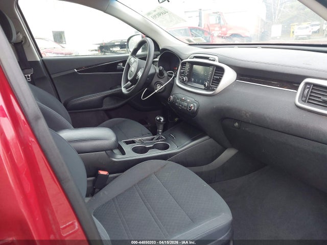 44850203 :رقم المزاد ، 5XYPGDA31JG400154 vin ، 2018 Kia Sorento 2.4l Lx مزاد بيع