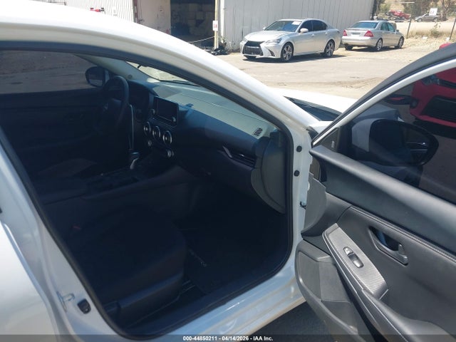 3N1AB8BV9SY287288 Nissan SENTRA S