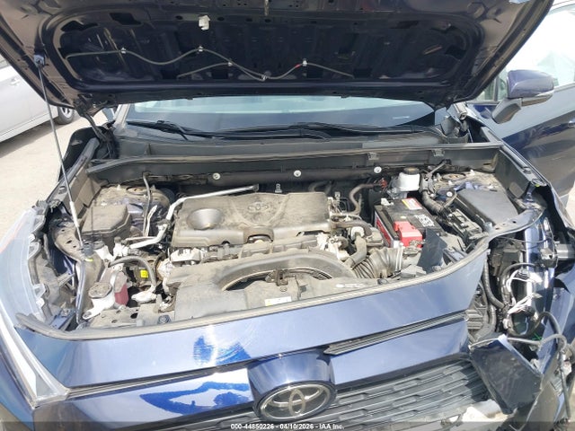 2T3P1RFV0KC029601 Toyota Rav4 Xle