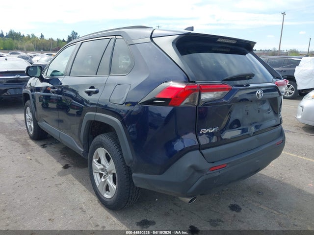 2T3P1RFV0KC029601 Toyota Rav4 Xle