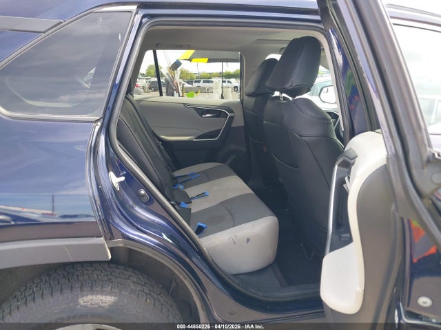 2T3P1RFV0KC029601 Toyota Rav4 Xle