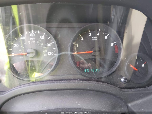 44850231 :رقم المزاد ، 1J4NT1FA7BD138126 vin ، 2011 Jeep Compass مزاد بيع